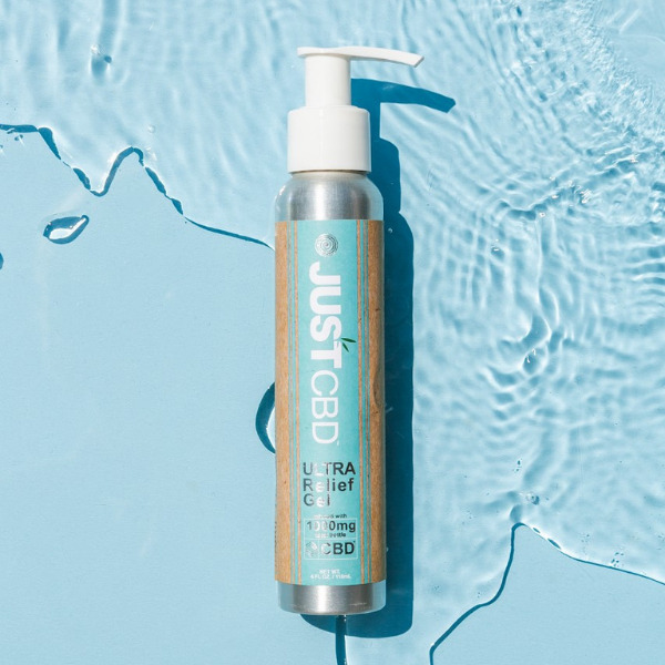 lifestyle imagen ultra alivio gel cbd